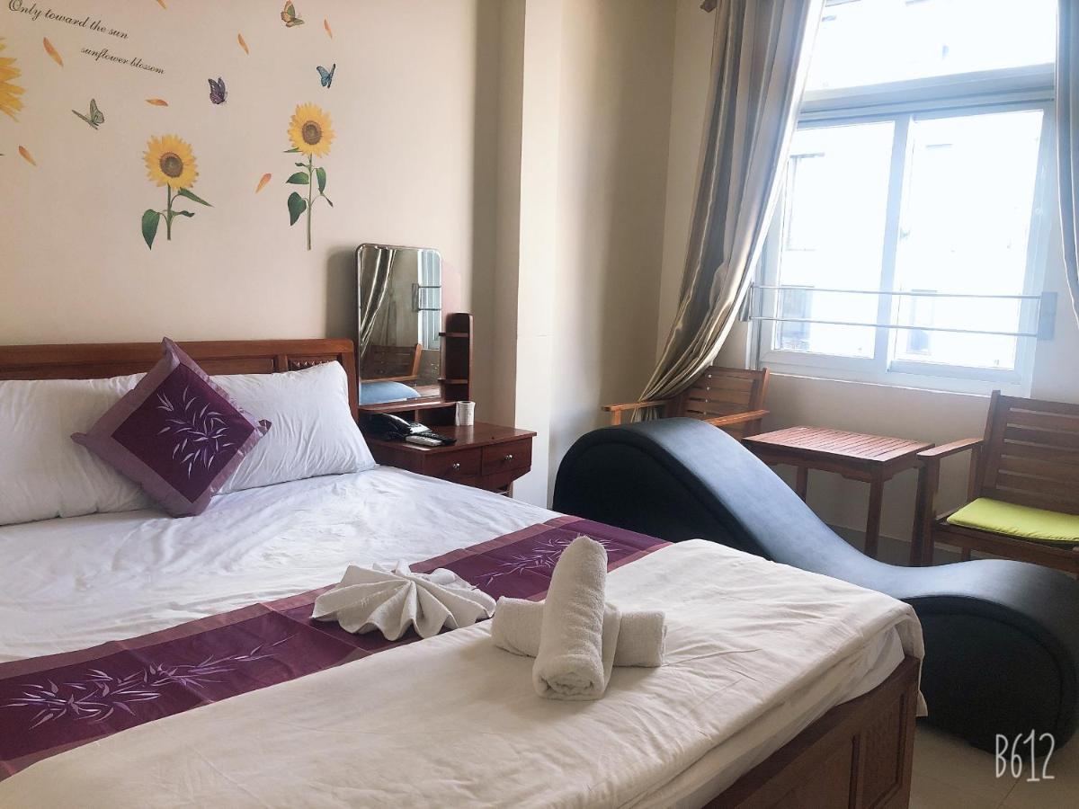 Victori Hotel Danang Екстериор снимка