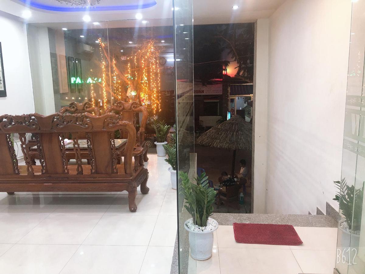 Victori Hotel Danang Екстериор снимка