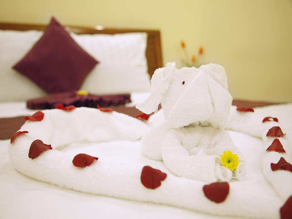 Victori Hotel Danang Екстериор снимка