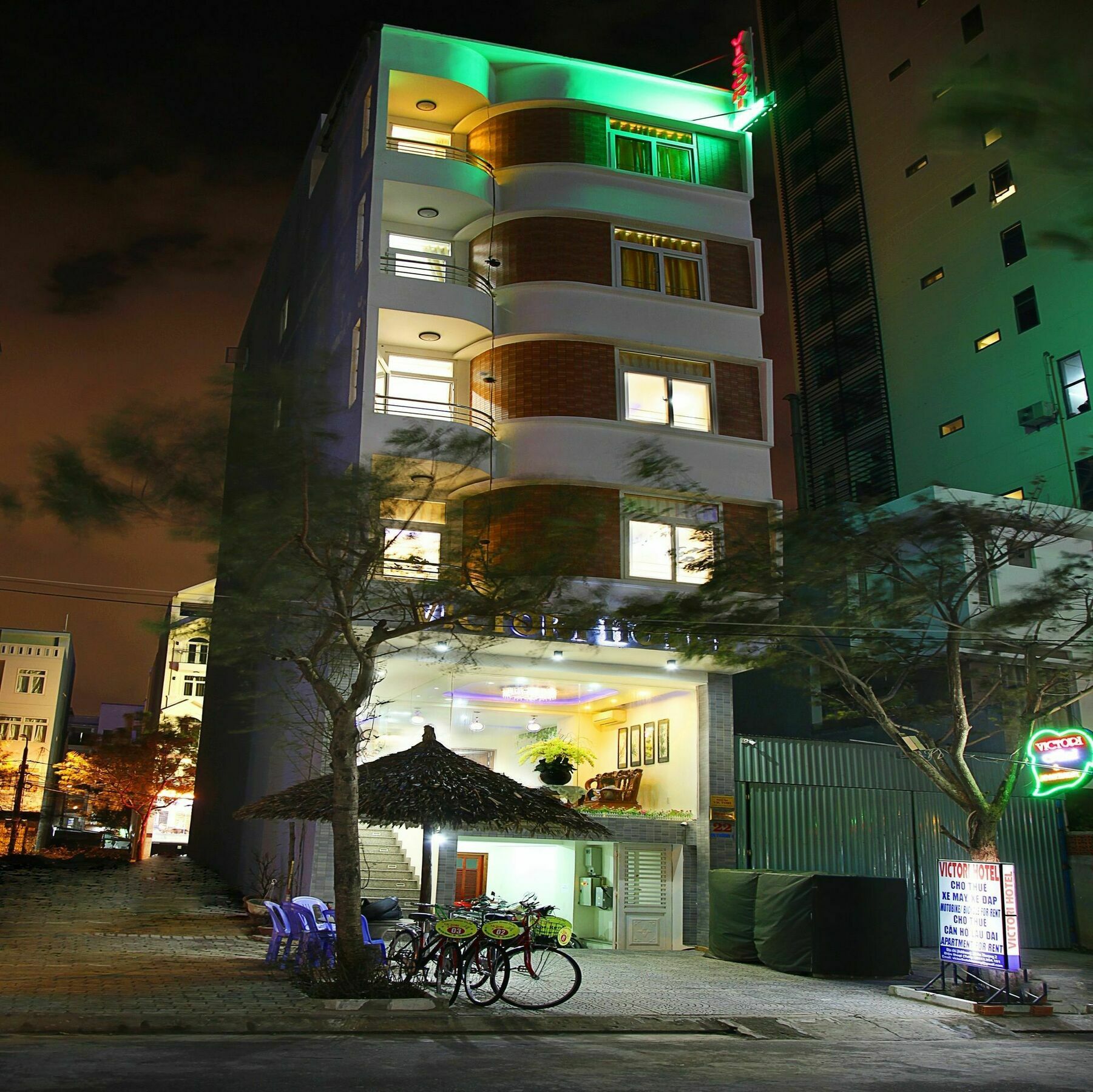 Victori Hotel Danang Екстериор снимка